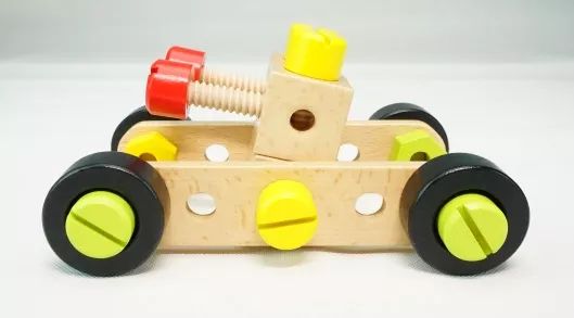 揭開玩具世界的奧秘 從設(shè)計(jì)到心理影響的全面探秘